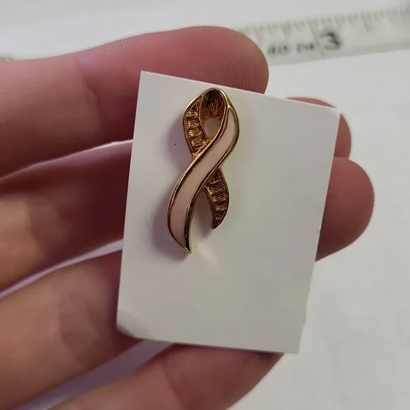 Pink Ribbon Support Pin - Picture 2 of 4